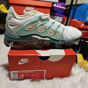 Nike Kids VaporMax Plus White and Teal Sneakers